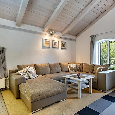 5 Galeriewohnung Apartment *